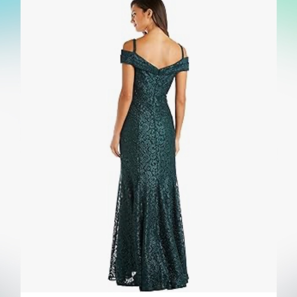 R & M Richard’s Lace Dress - Picture 7 of 7